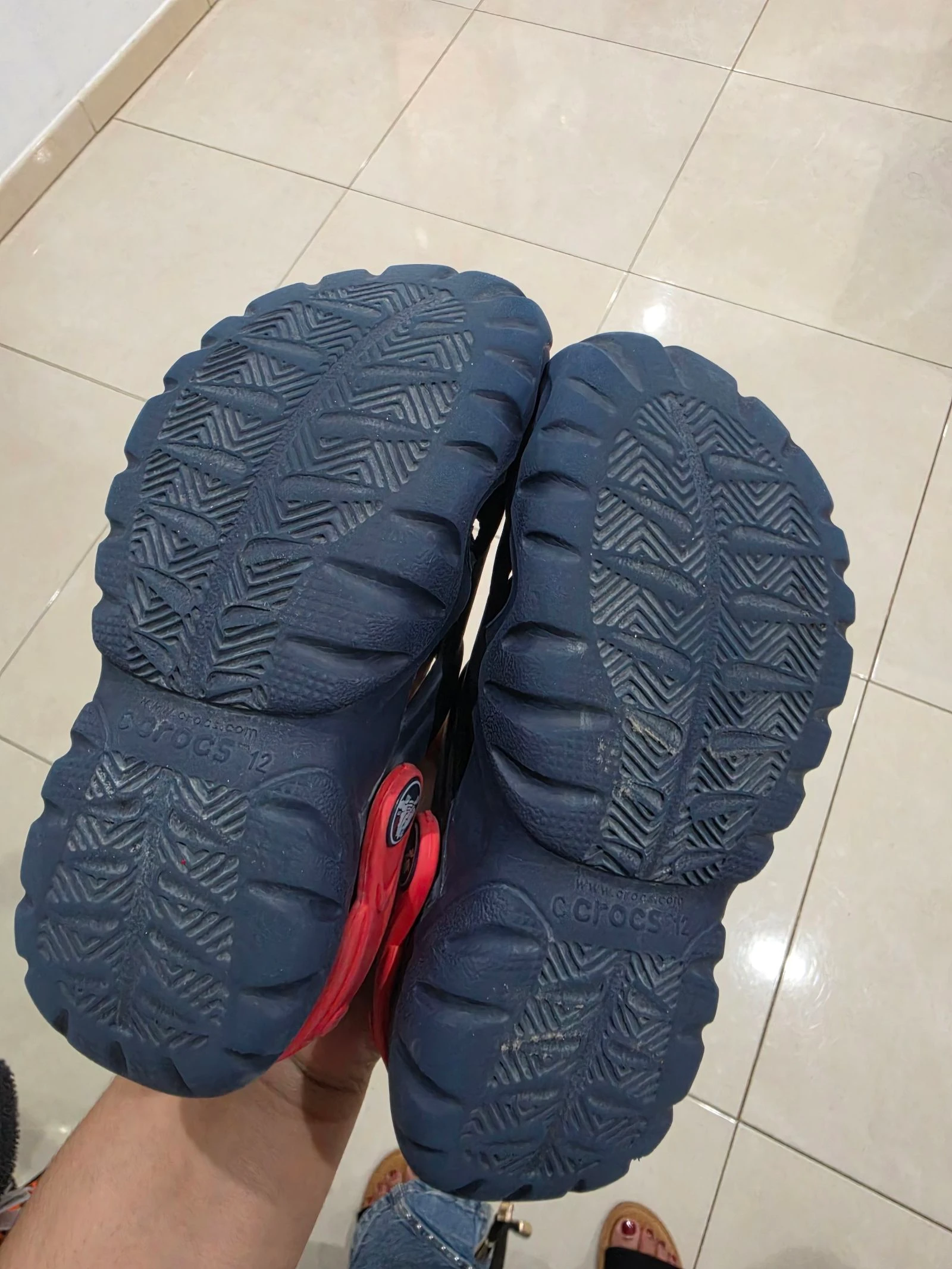 Crocs boy – photo 3